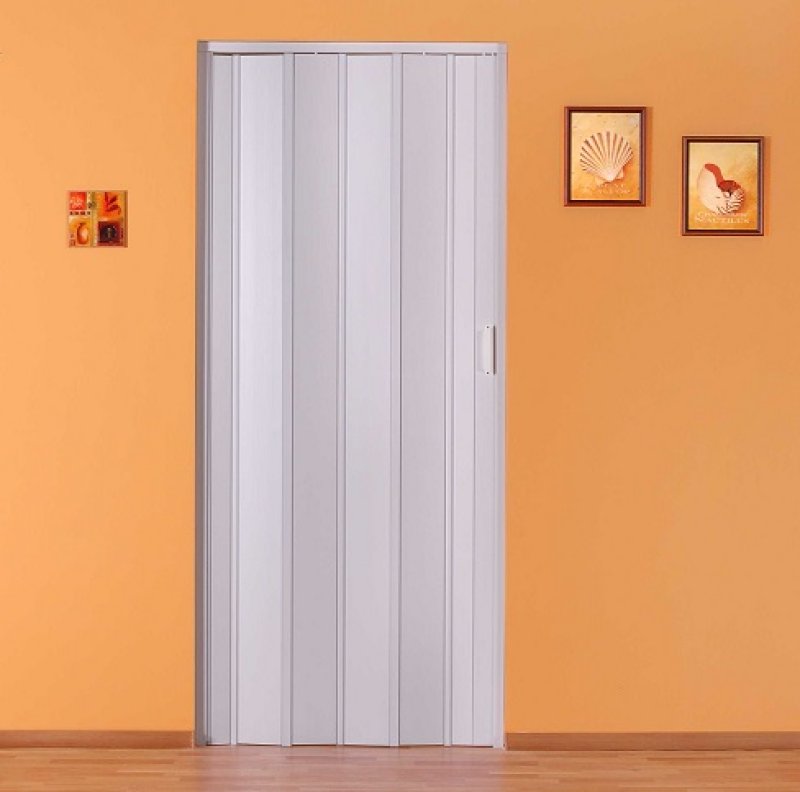 Prečo sú zhrňovacie dvere lepšie ako klasické?